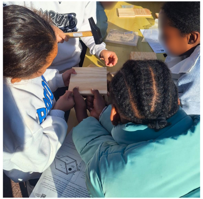 Fabrication de nichoir à l'Ariane © LPO PACA