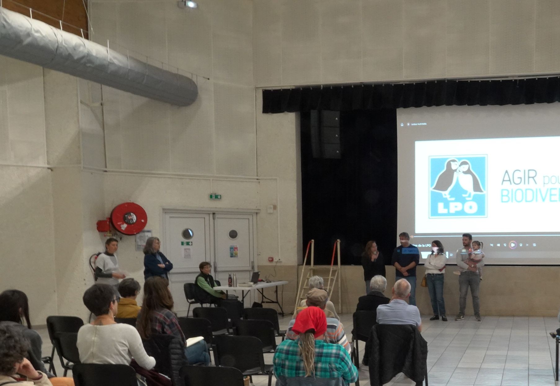 nuit chouette fond salle