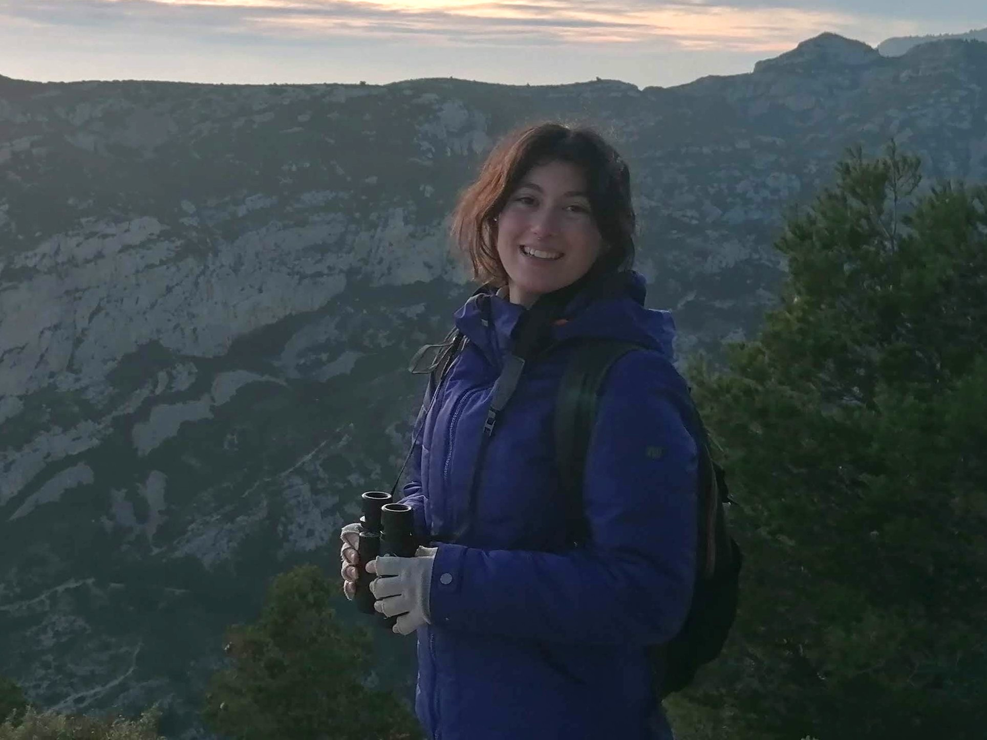 Rose Bergeron, nouvelle volontaire service civique ambassadrice médiation juridique et nature en ville à Marseille (c) Anael Marchas