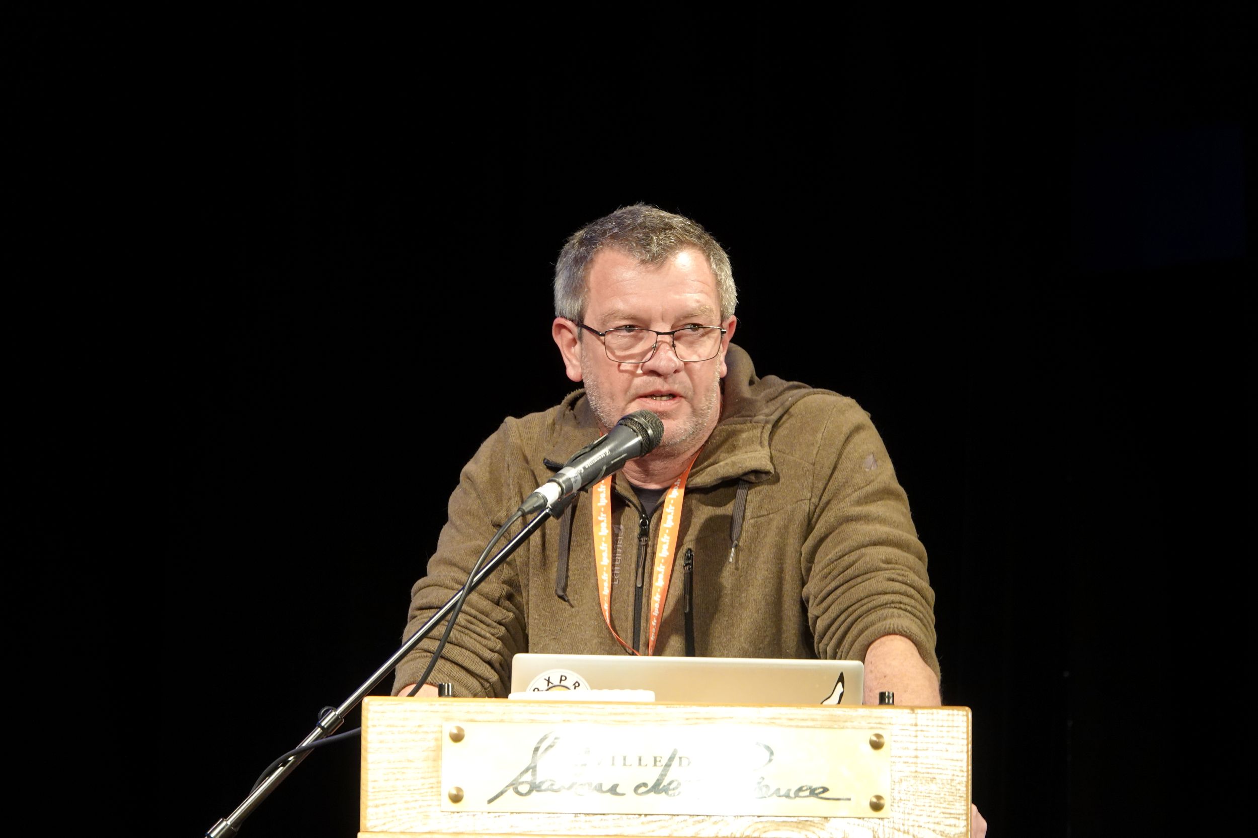 Olivier Hameau, Responsable du PRA Pies-grièches - LPO PACA © Anaëlle Francia