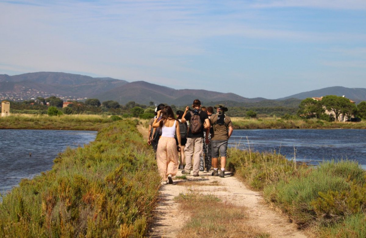 La sortie du groupe jeunes du Var aux Vieux Salins © LPO PACA - Marie Boetti