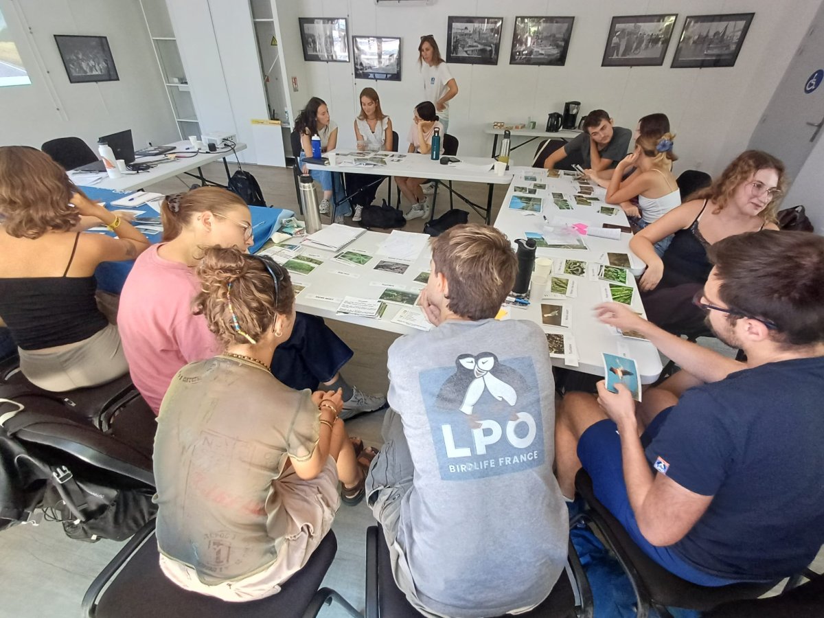 Groupe lors de la première journée de la Formation Civique et Citoyenne © LPO PACA
